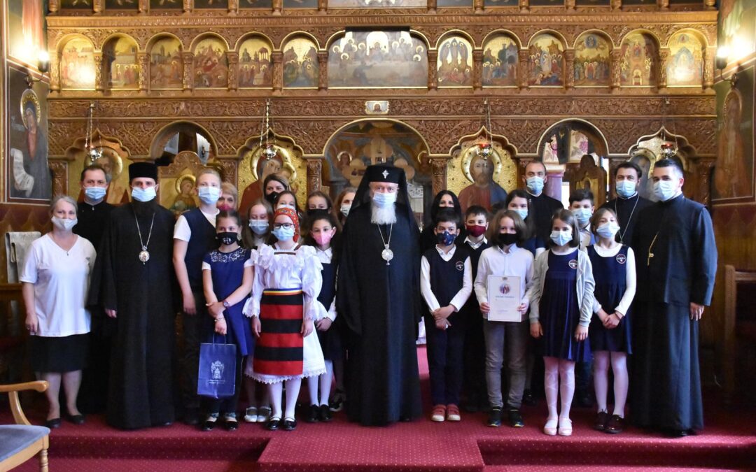 Premierea la nivel eparhial a câștigătorilor Concursului Național Catehetic „Biserica–familia românilor de pretutindeni”