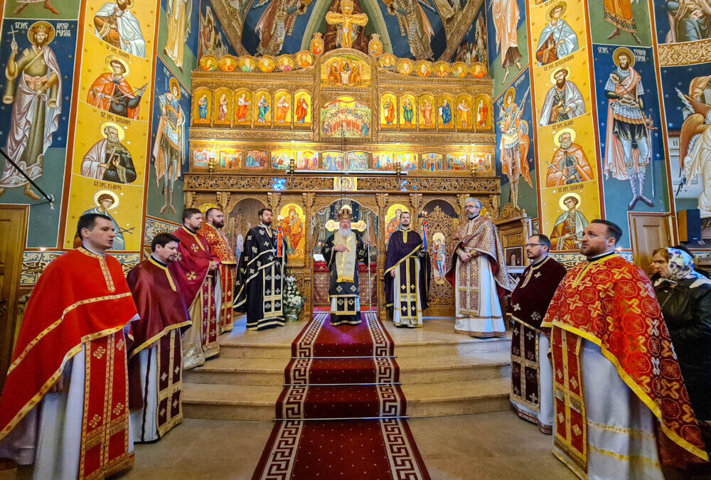 Liturghia Darurilor la Biserica „Pogorârea Sfântului Duh” din cartierul clujean Grigorescu